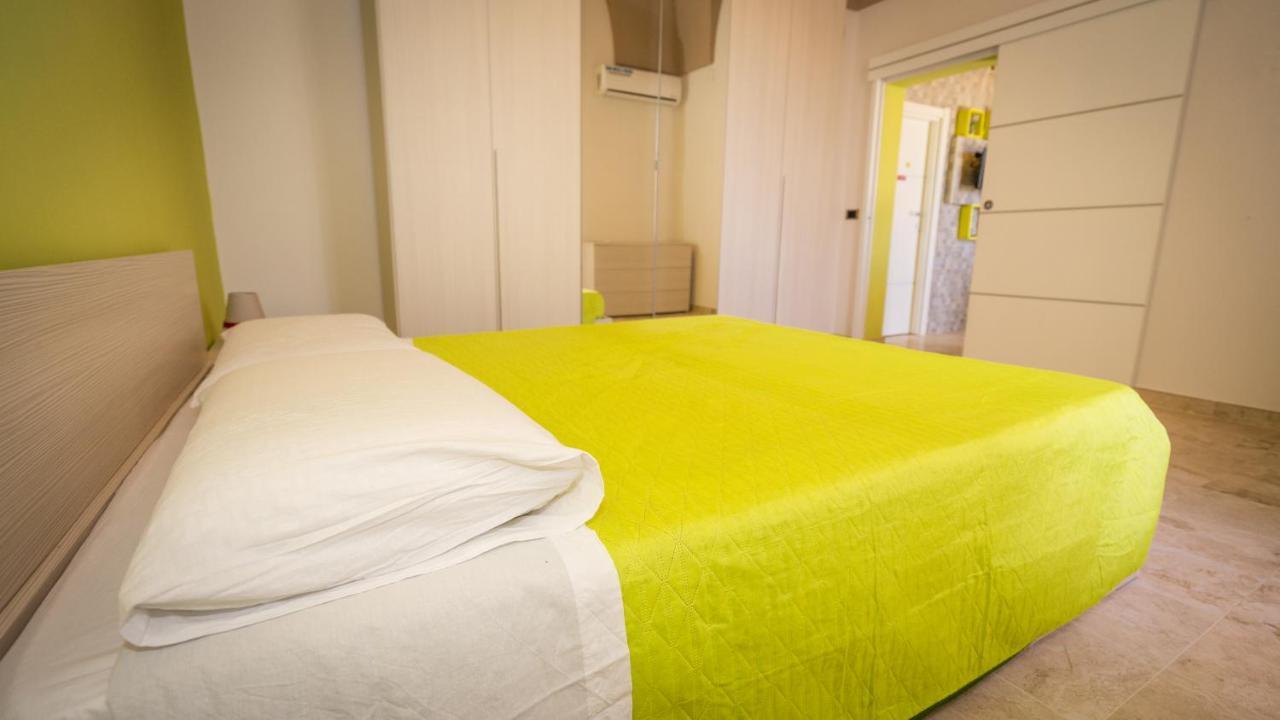 Green House Bed & Breakfast Monopoli Bagian luar foto